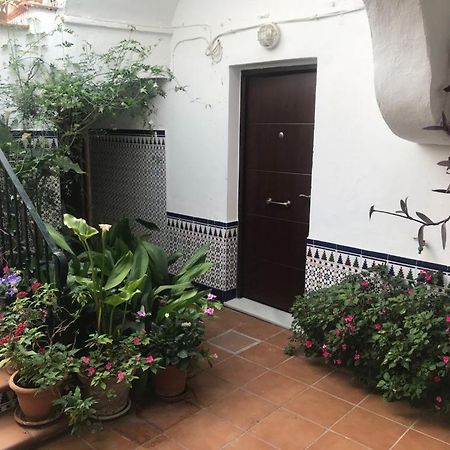 Antonio Ureba 9 Apartment โกนิล เด ลาฟรอนเตรา ภายนอก รูปภาพ