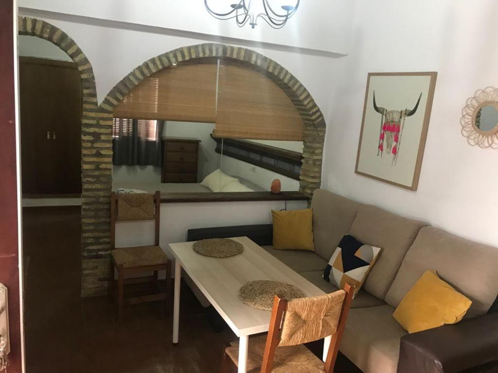 Antonio Ureba 9 Apartment โกนิล เด ลาฟรอนเตรา ภายนอก รูปภาพ