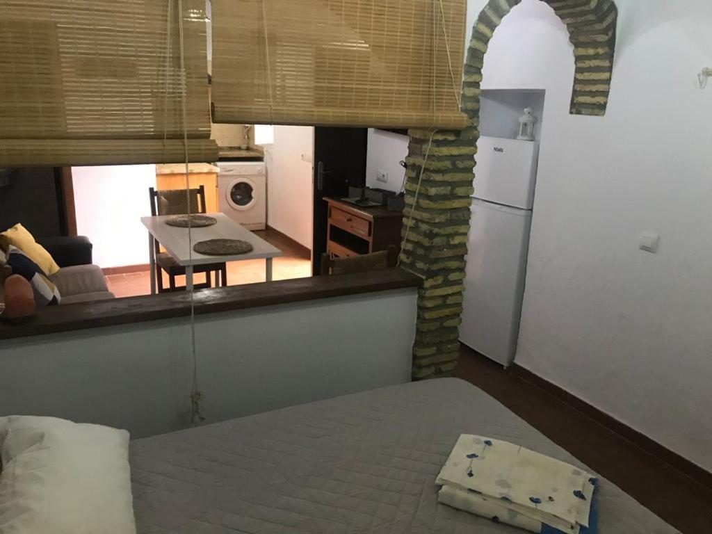 Antonio Ureba 9 Apartment โกนิล เด ลาฟรอนเตรา ภายนอก รูปภาพ