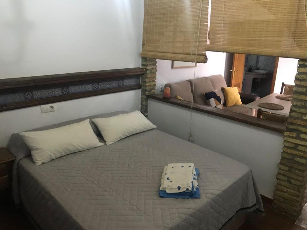 Antonio Ureba 9 Apartment โกนิล เด ลาฟรอนเตรา ภายนอก รูปภาพ