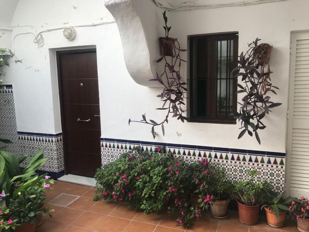 Antonio Ureba 9 Apartment โกนิล เด ลาฟรอนเตรา ภายนอก รูปภาพ